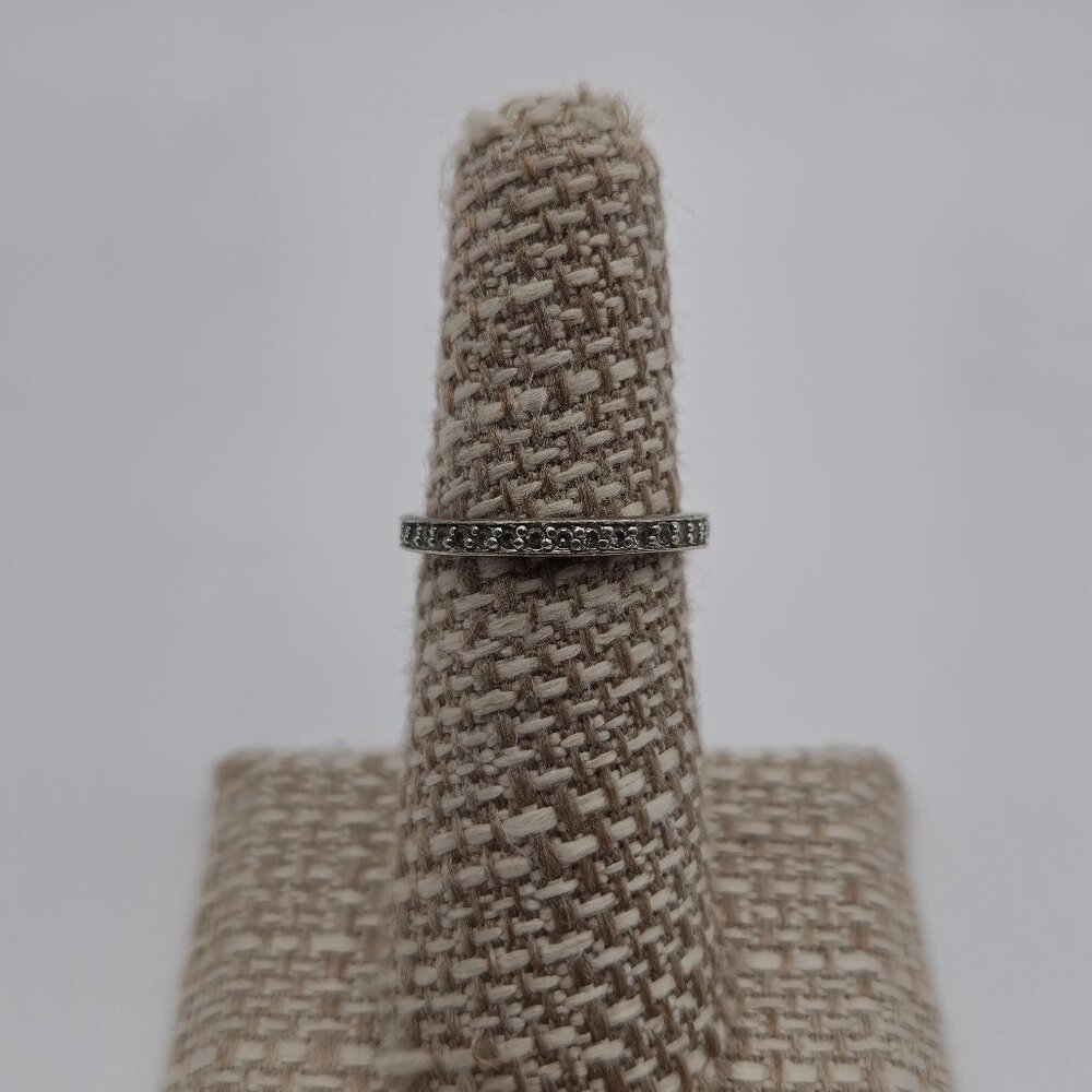 Size 6 Sterling Silver Simple Cubic Zirconia Gems Band Ring A3357